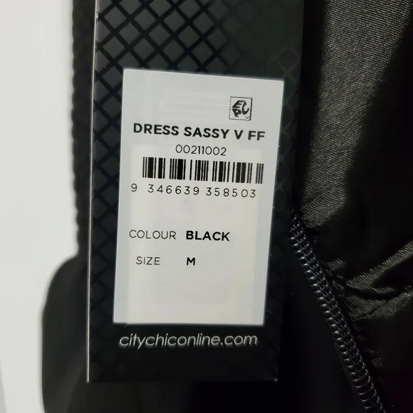 City Chic Sassy V Dress Black Size 18 NWT - Picture 9 of 16